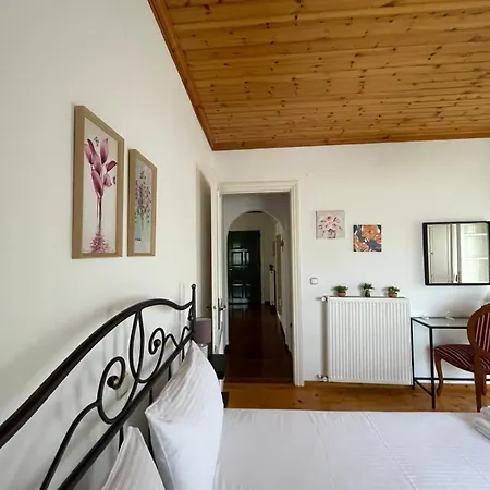 Holiday home Anesis *