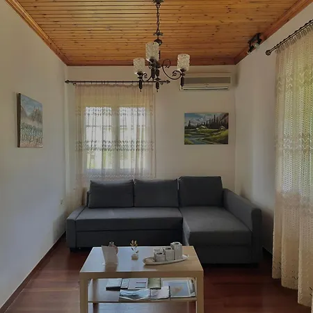 Anesis Tatil Evi Asprogerakata